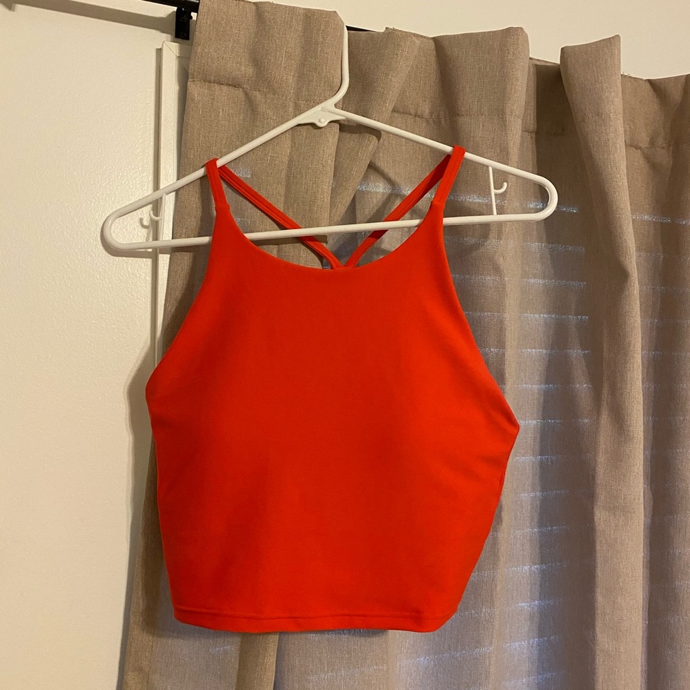Old navy powersoft workout crop top/sports bra